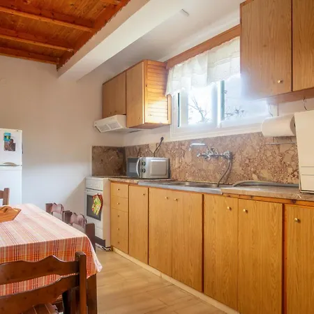 Holiday home Kamera House - 10 Min To Seitan Limania